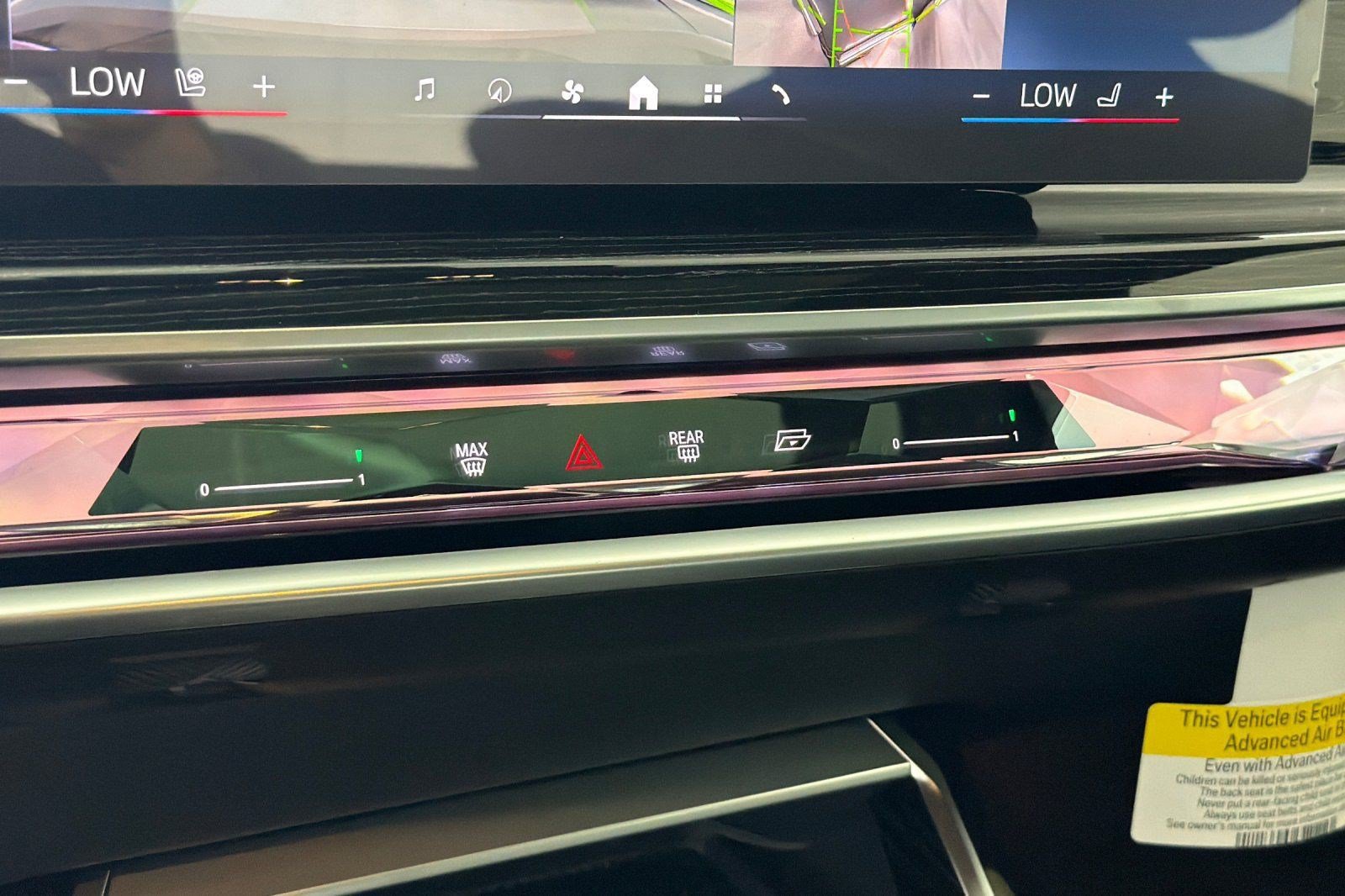 New 2026 BMW 740i RWD image 18