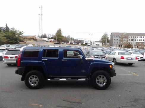 Used 2006 HUMMER H3 w/ Chrome Appearance Package image 4