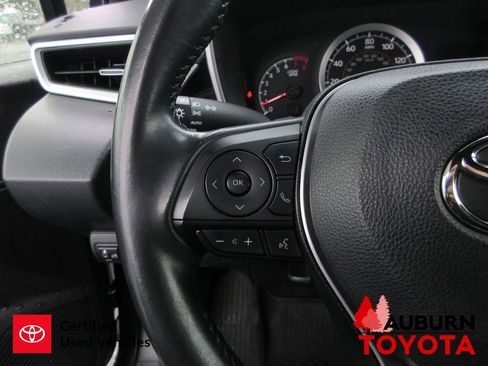Used 2022 Toyota Corolla SE image 30