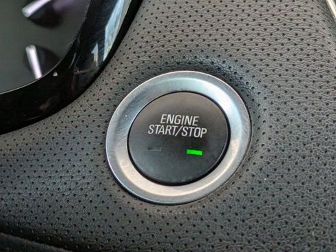 Used 2019 Cadillac XT5 Luxury image 31