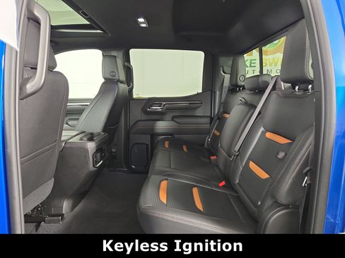 Certified 2024 GMC Sierra 1500 AT4 w/ AT4 Preferred Package AWD/4WD image 12
