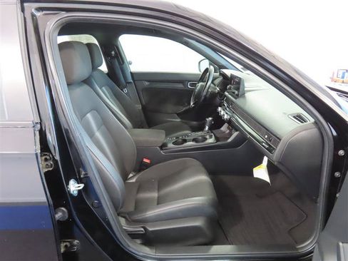 Used 2024 Honda Civic Sport image 35