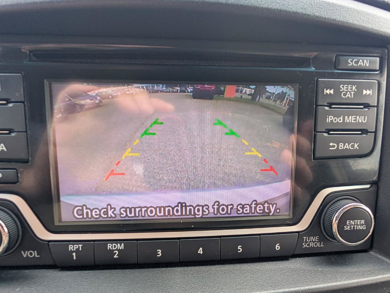 Used 2017 Nissan Quest SV FWD image 25