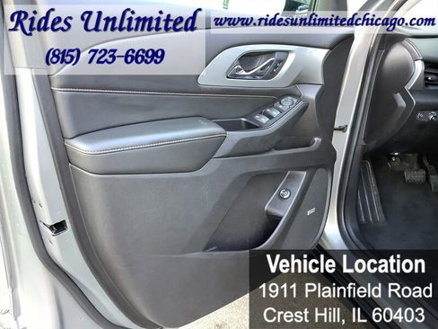 Used 2018 Chevrolet Traverse LT AWD/4WD image 9