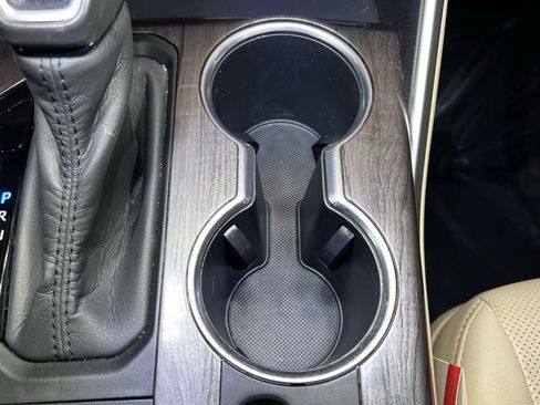 Certified 2020 Toyota Highlander Platinum image 34