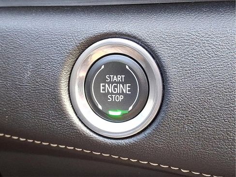 Used 2021 Cadillac Escalade ESV Sport w/ LPO, ONYX Package image 27