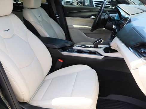 Used 2020 Cadillac CT4 Premium Luxury AWD/4WD image 28