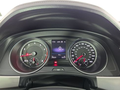 Used 2019 Volkswagen Atlas SE FWD image 18