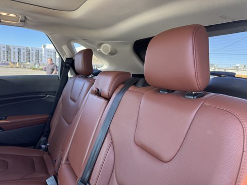 Used 2018 Ford Edge Titanium w/ Equipment Group 302A image 16