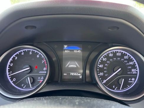 Used 2022 Toyota Camry SE image 11
