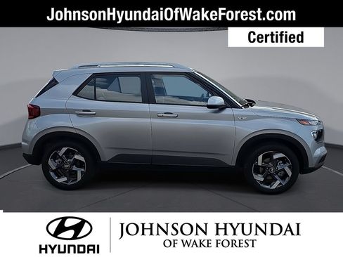 Certified 2026 Hyundai Venue SEL FWD image 12