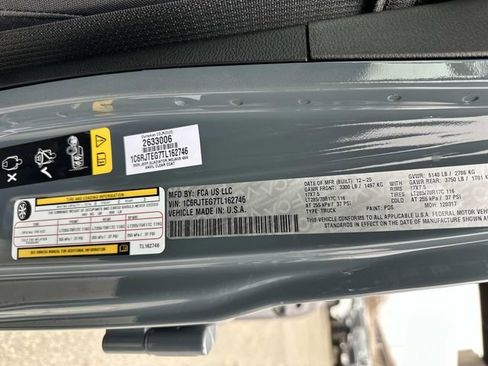 New 2026 Jeep Gladiator Mojave w/ Safety Group image 16