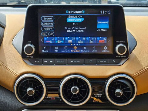 Used 2025 Nissan Sentra SV w/ SV Premium Package image 22