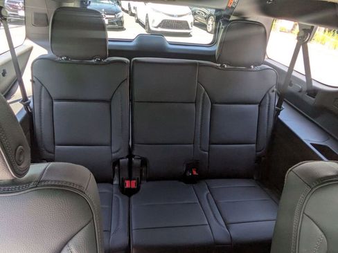 New 2026 GMC Yukon XL Denali w/ Sun & Power Step Package AWD/4WD image 25