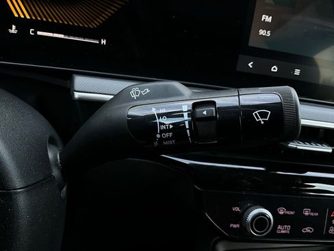 Used 2025 Kia K5 LXS image 38