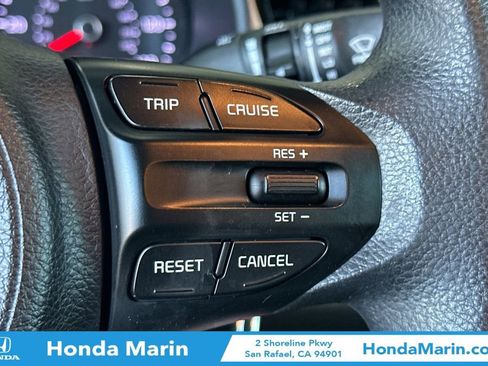 Used 2020 Kia Rio S image 28