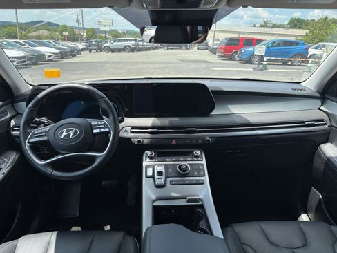Used 2025 Hyundai Palisade SEL FWD image 23