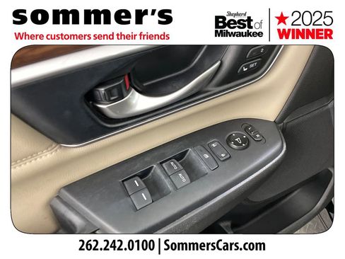Used 2017 Honda CR-V Touring image 11