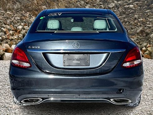 Used 2016 Mercedes-Benz C 300 Sedan image 4