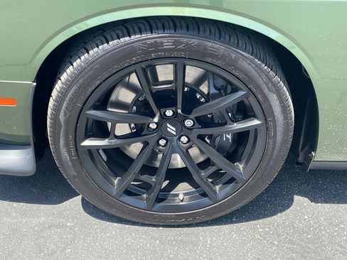 Used 2022 Dodge Challenger R/T Scat Pack w/ Dynamics Package image 32