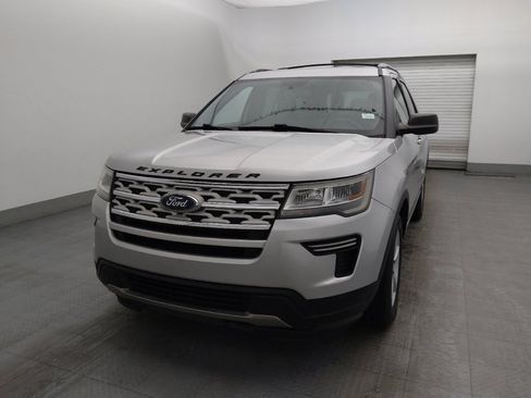 Used 2019 Ford Explorer XLT image 15