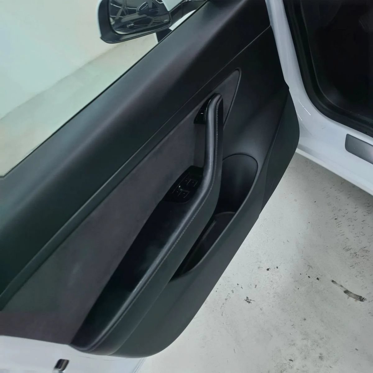 Used 2023 Tesla Model 3 Standard Range RWD image 14