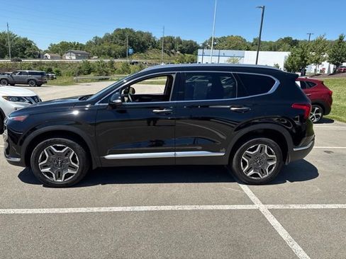 Used 2023 Hyundai Santa Fe Limited AWD/4WD image 2