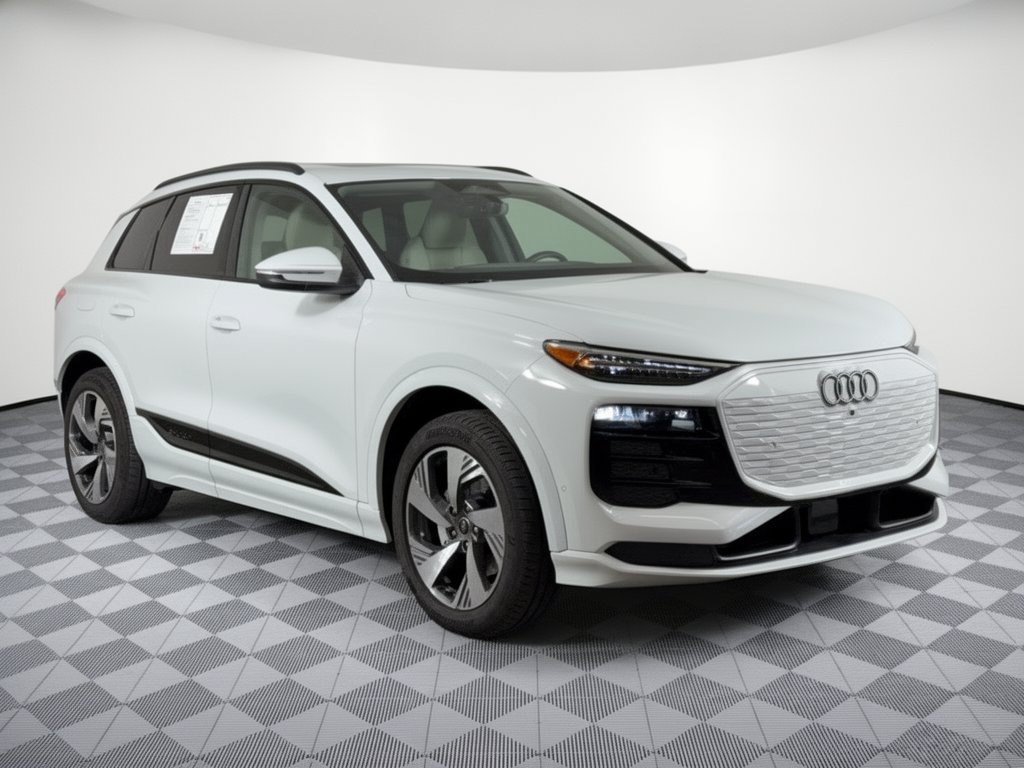 Used 2025 Audi Q6 e-tron Premium Plus w/ Premium Plus AWD/4WD image 7