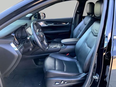 Used 2020 Cadillac XT5 Premium Luxury AWD/4WD image 8
