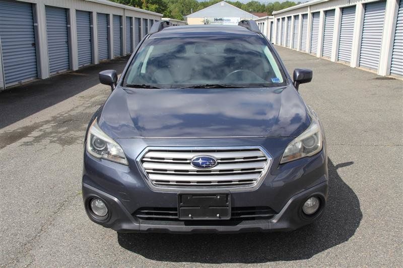 Used 2017 Subaru Outback 2.5i Premium AWD/4WD image 3