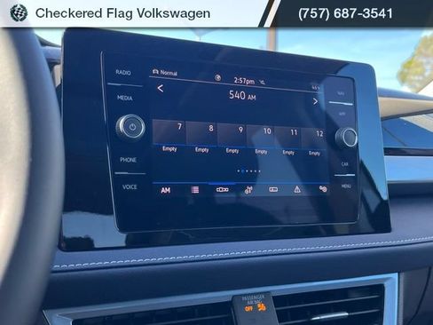 New 2026 Volkswagen Taos SEL AWD/4WD image 39