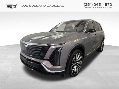 New 2026 Cadillac Vistiq Premium Luxury w/ LPO, Floor Liner Package image 13