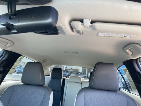 Used 2023 Toyota Corolla LE FWD image 29