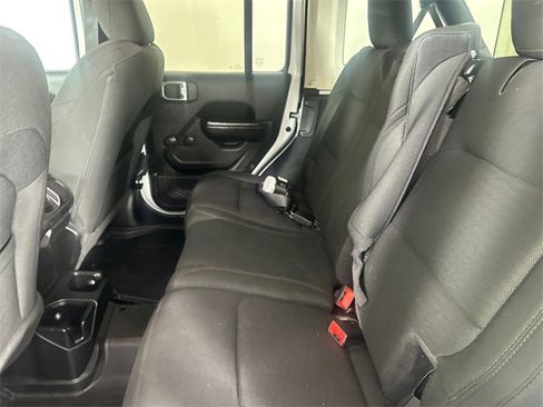 Used 2020 Jeep Wrangler Unlimited Sport image 15