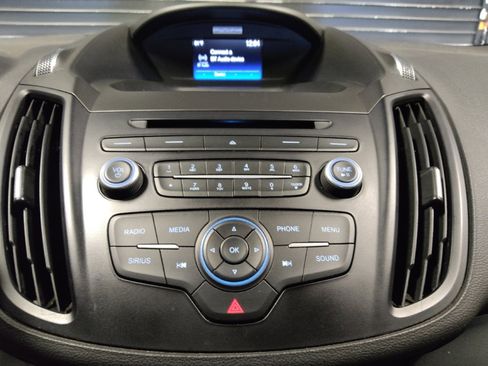 Used 2017 Ford Escape SE image 25