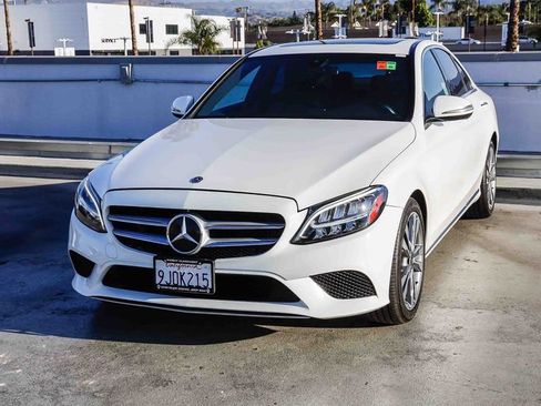 Used 2019 Mercedes-Benz C 300 Sedan image 4