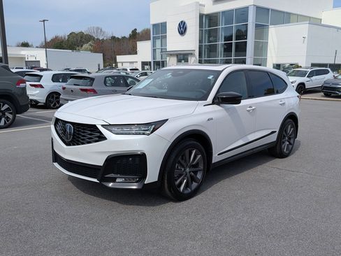 Used 2025 Acura MDX A-Spec image 7
