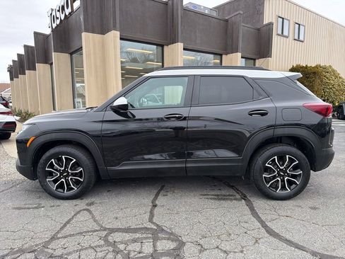 Used 2022 Chevrolet TrailBlazer ACTIV w/ Technology Package image 8