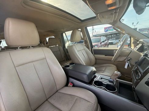 Used 2013 Ford Expedition XLT image 26