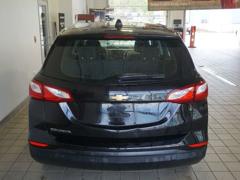 Used 2019 Chevrolet Equinox LS FWD image 13