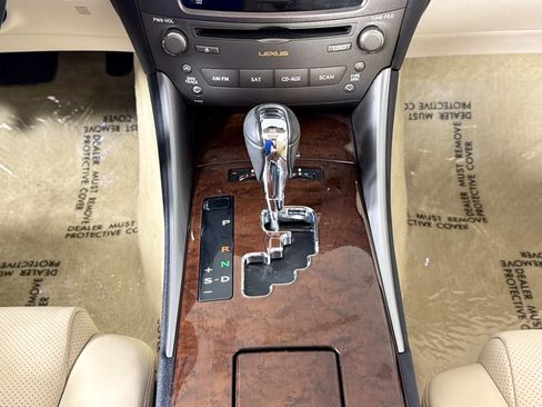 Used 2013 Lexus IS 250C image 19