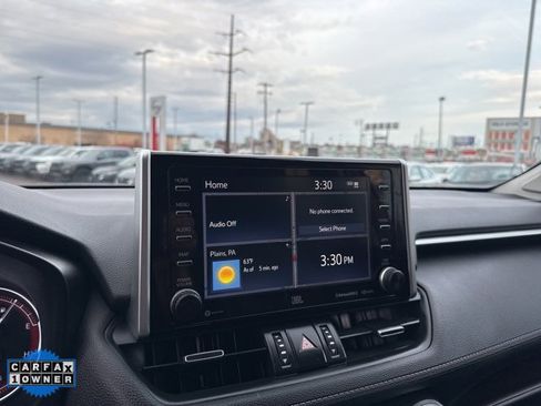 Used 2020 Toyota RAV4 Limited image 27