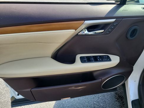 Used 2018 Lexus RX 350 FWD w/ Premium Package image 17