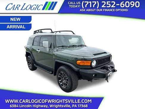 Used 2010 Toyota FJ Cruiser 4WD image 1