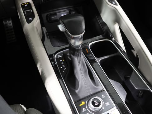 Used 2022 Kia Telluride SX image 30