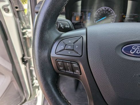 Used 2022 Ford Ranger Lariat w/ Tremor Off-Road Package AWD/4WD image 31