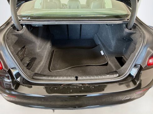 Used 2021 BMW 540i w/ Premium Package image 35