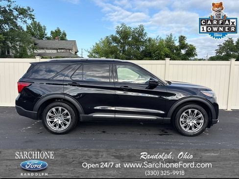 Used 2026 Ford Explorer Platinum AWD/4WD image 1