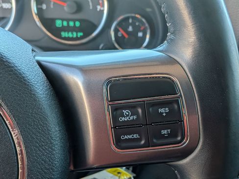 Used 2018 Jeep Wrangler Altitude image 23