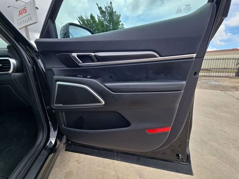 Used 2025 Kia Telluride S FWD image 31